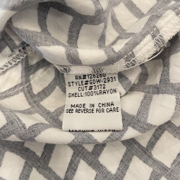 VELVET HEART Size Sm Button Front Split Shirt Tail Roll Tab Sleeve Blue White - Picture 7 of 9